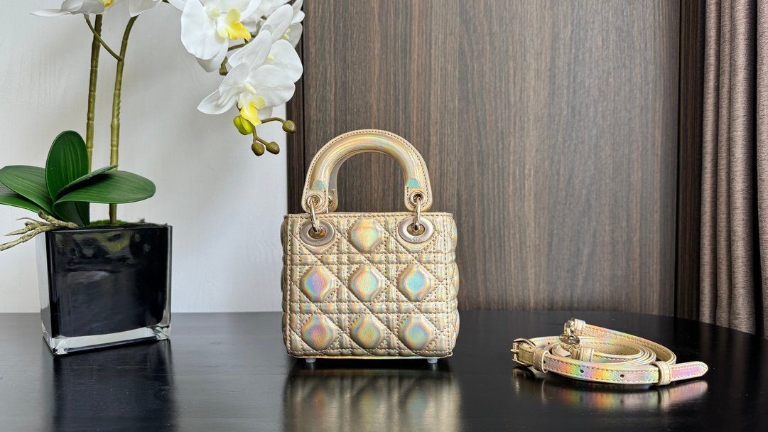 Lady Dior Mini Bag M6601 - Image 6