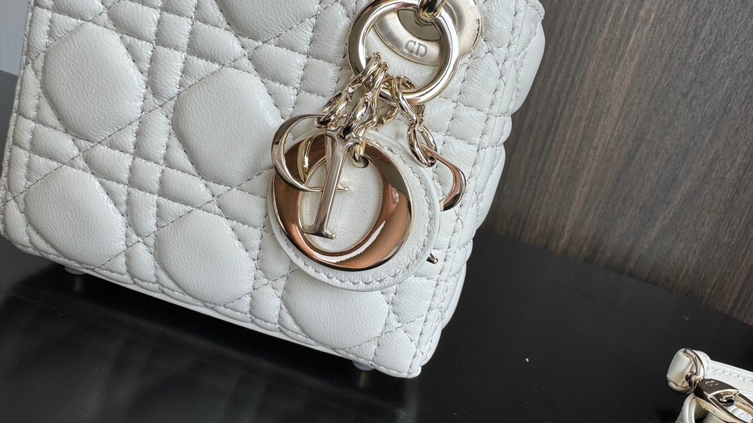 Lady Dior Mini Bag M6601 - Image 3