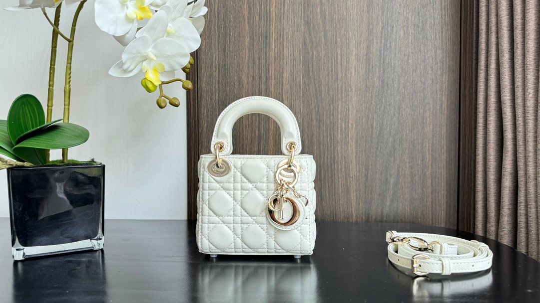 Lady Dior Mini Bag M6601 - Image 2