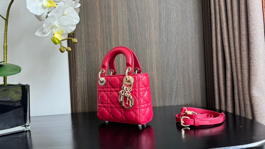 Lady Dior Mini Bag M6601 - Image 4