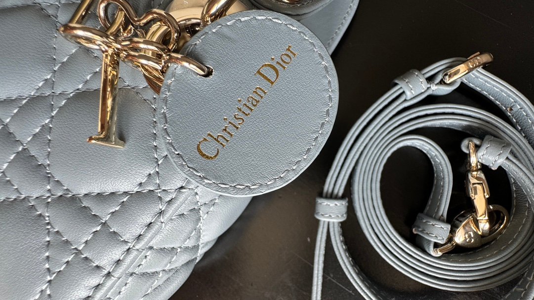 Lady Dior Mini Bag M6601 - Image 9