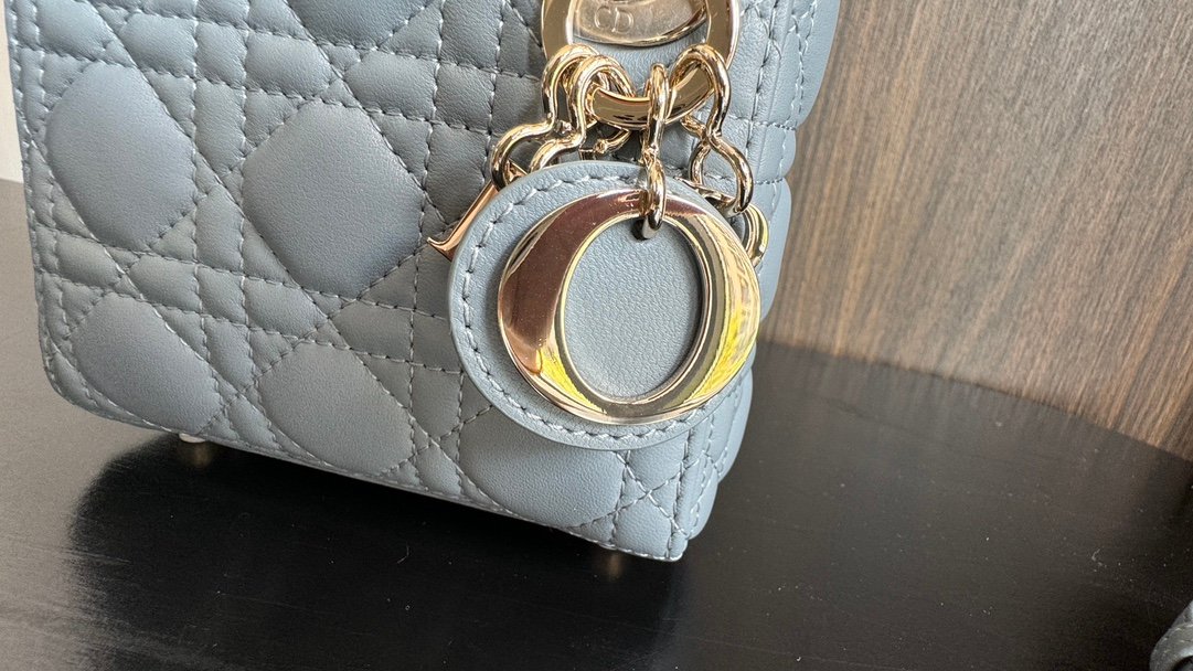 Lady Dior Mini Bag M6601 - Image 3