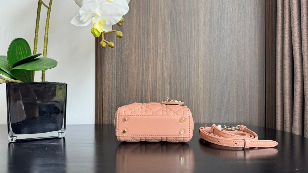 Lady Dior Mini Bag M6601 - Image 7