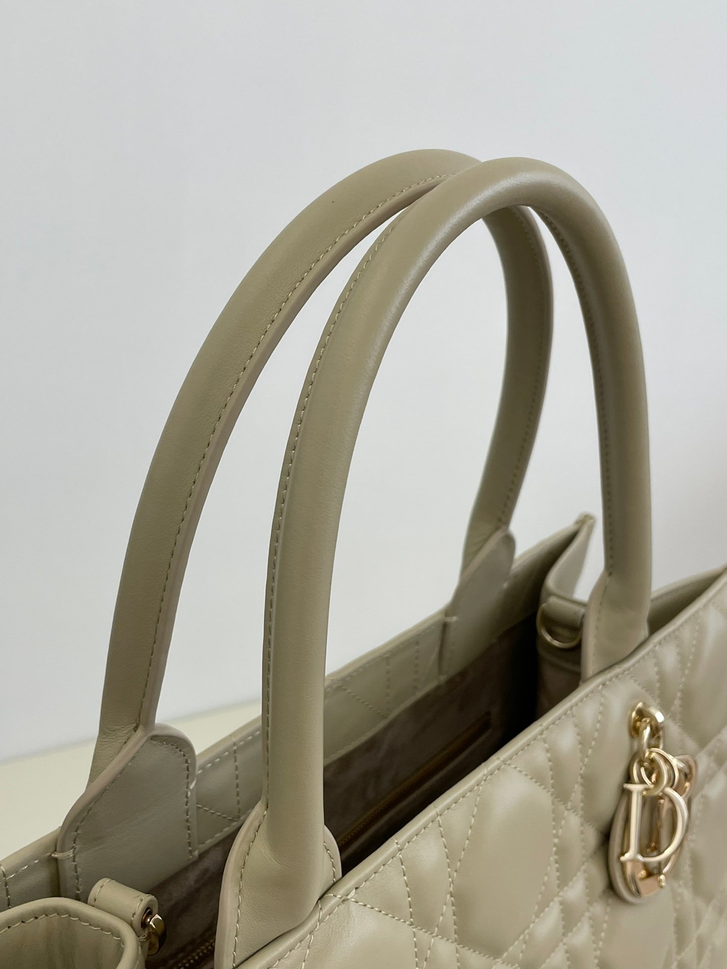 Medium cream apricot M9214 - Image 6