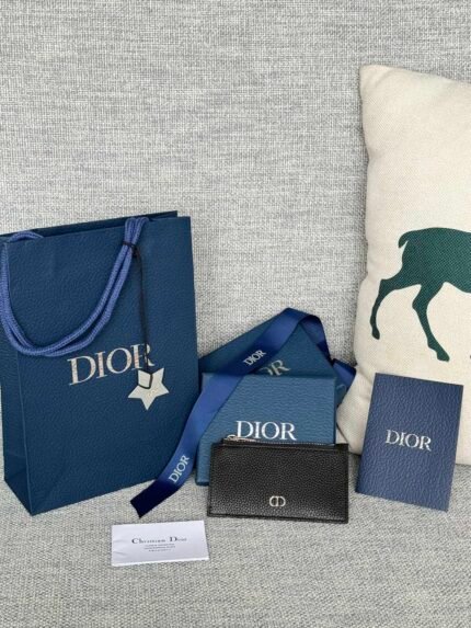 DIOR Dior Presbyopic Coin Card Holder model number 2ESBC250YSE-H03E-TU)