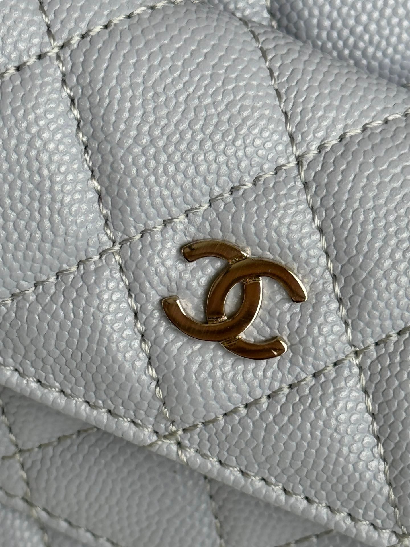 Chanel 24cA mini lychee pattern small shoulders. - Image 6