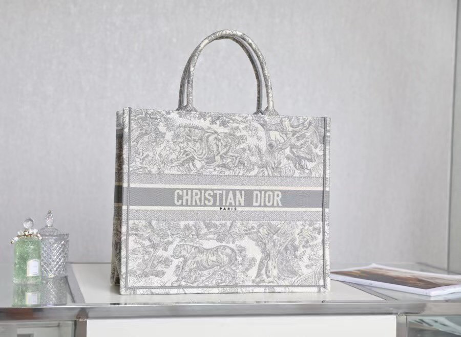 DIOR Shopping bag M8001