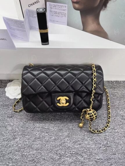 The latest new classic diamond-shaped hit version.