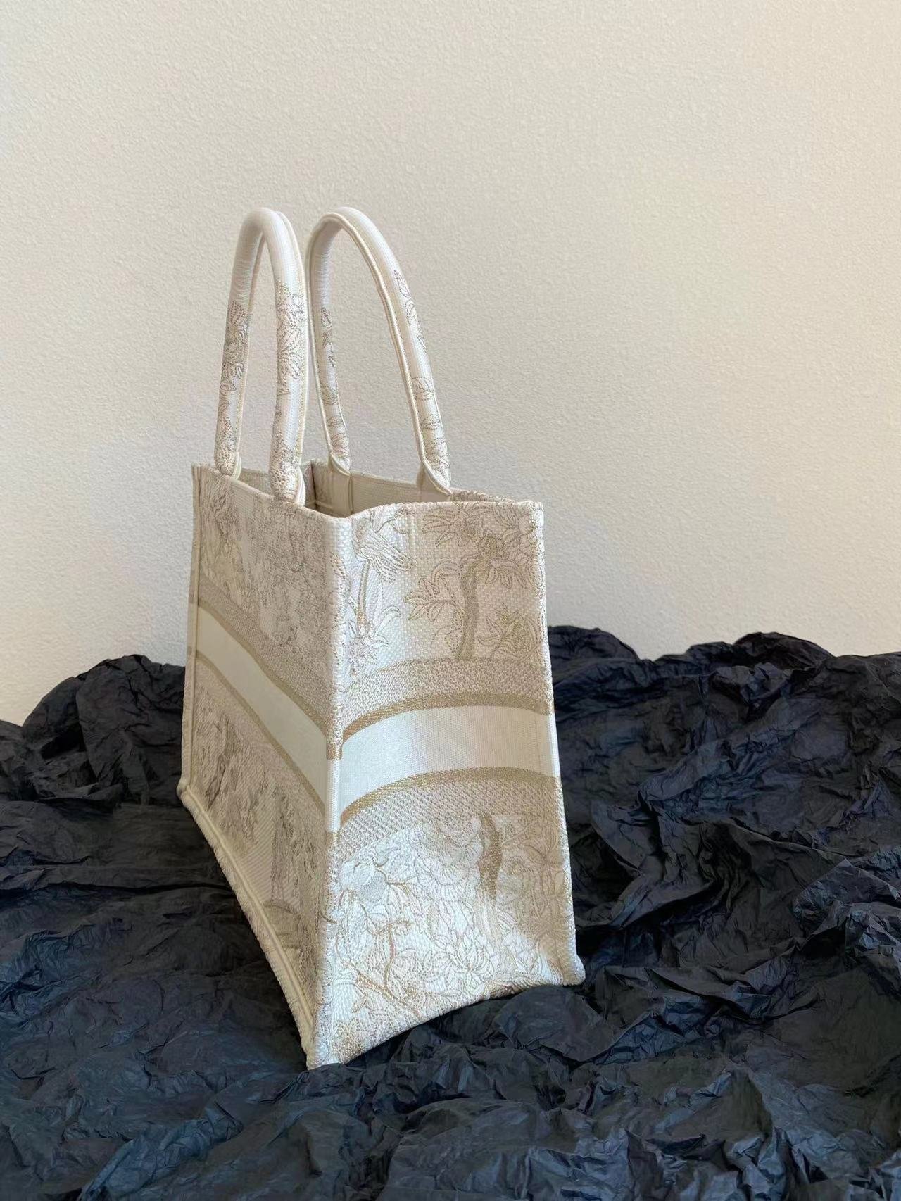 2024 Christmas limited edition winter M1286 - Image 3