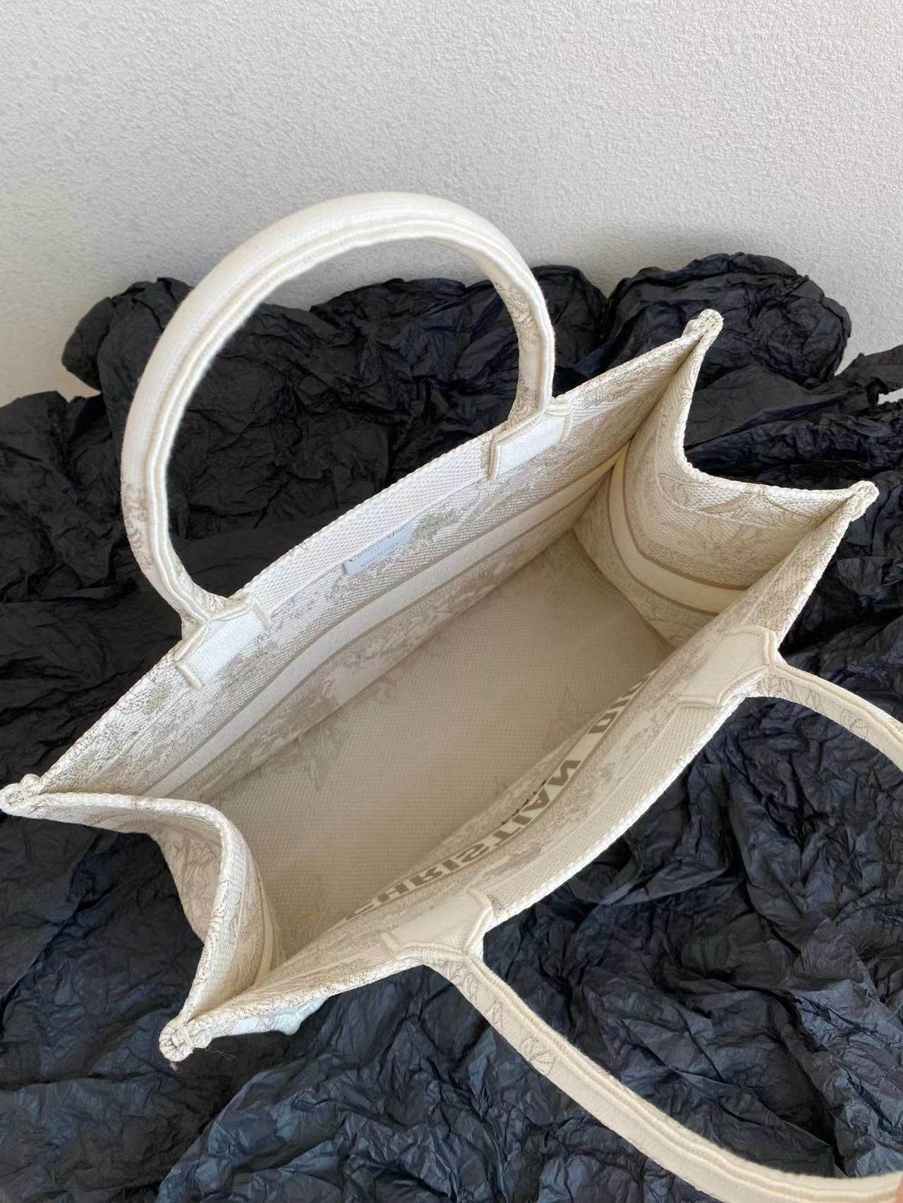 2024 Christmas limited edition winter M1286 - Image 5