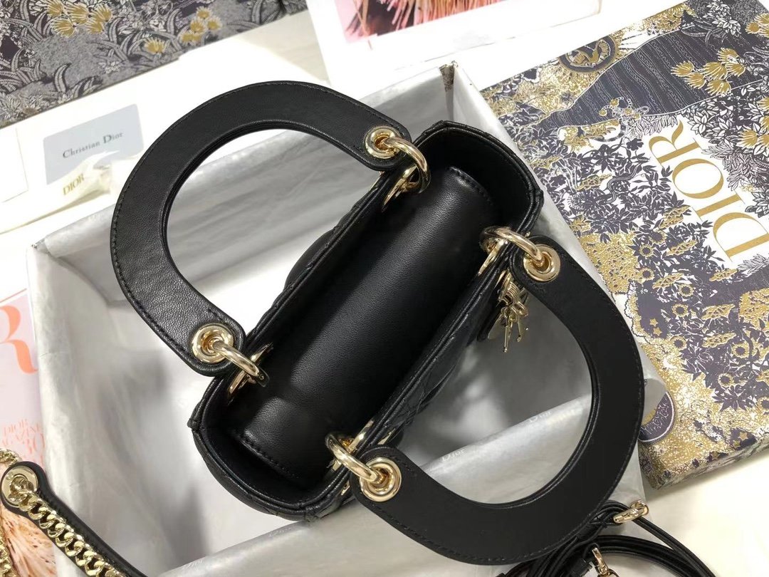 The Lady Dior three-compartment flap classic Lady Dior bag - Image 5