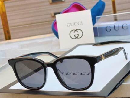 Re-order arrives, [GUCC] MODEL: GG1001SK, SIZE: 55 port 19-145