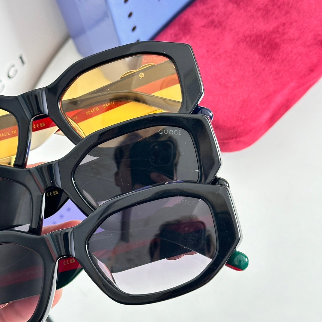 GUCC MODEL: GG1649SIZE: 54 ports 17-140