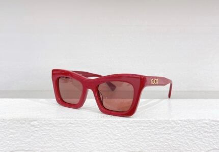 GUCC MODEL: GG1773SSIZE: 51 outlets 21-140