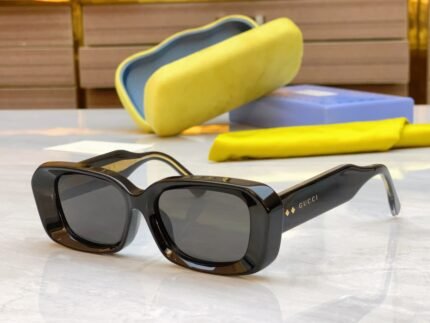 【GUCC】 Model ： GG1531SK ， SIZE ： 54 口 18-145