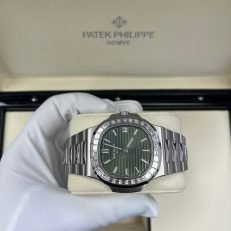 Green dial silver stainless steel strap men's watch 40 mm - Image 31