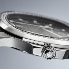 Black dial with black silicone strap watch 38.8 mm - Image 31