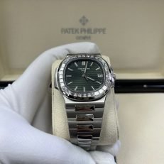 Green dial silver stainless steel strap men's watch 40 mm - Image 25