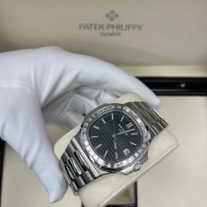 Green dial silver stainless steel strap men's watch 40 mm - Image 29