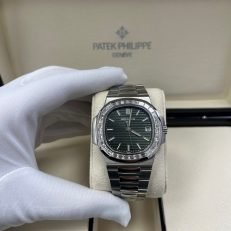 Green dial silver stainless steel strap men's watch 40 mm - Image 22