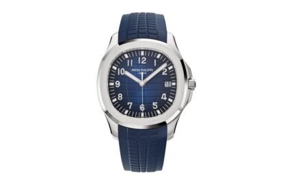 Blue dial with blue silicone strap watch 42.2 mm