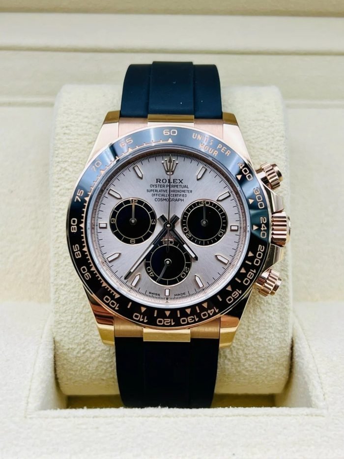 The Oyster Perpetual Cosmograph Daytona in 18 ct Everose gold features a sunrise gold and gloss black dial and an Oysterflex strap with a black Cerachrom bezel with tachymeter. -m126515ln-0006 40mm - Image 5