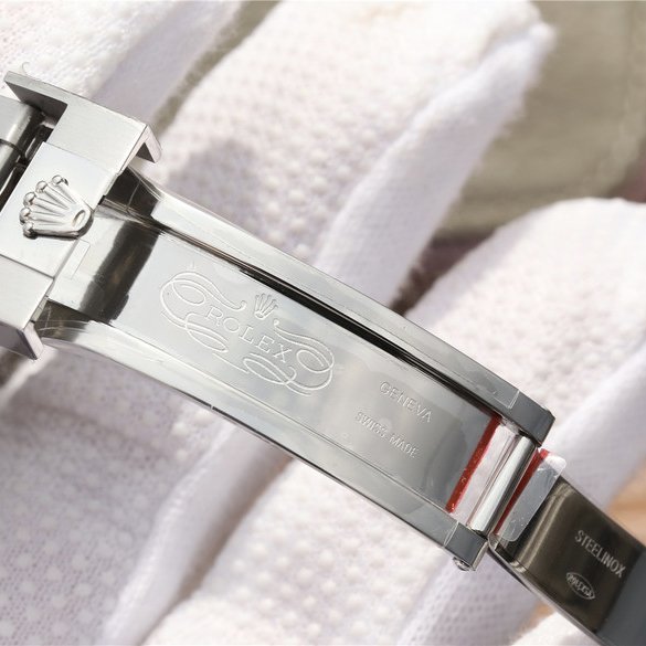 Rolex Submariner Silver Black Diamond 40mm - Image 6