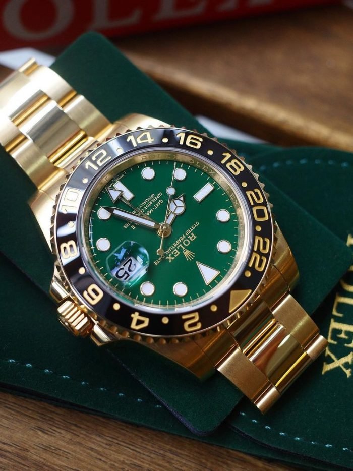 Rolex GMT-Master II 116718-LN-78208 Green Disc Watch - Image 7
