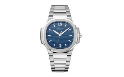 Blue dial with silver stainless steel strap watch 35.2 mm