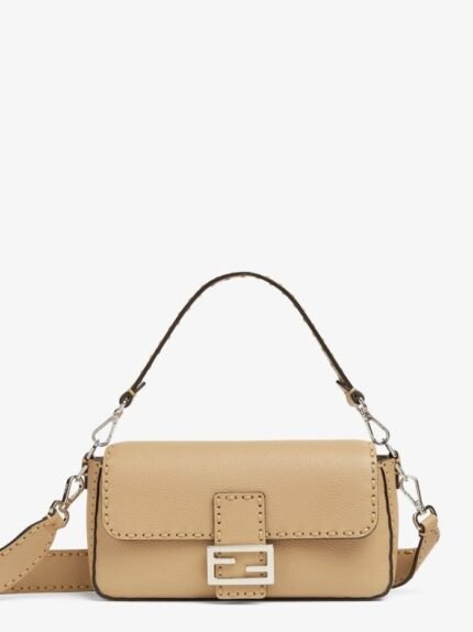 Baguette Medium 612 Hand-Sewn Topstitches