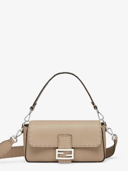 Baguette Medium 612 Hand-Sewn Topstitches